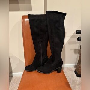 Black Knee-High Women's Boots
